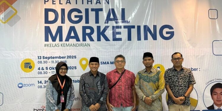 DPD LDII Kota Tangerang dan Kota Tangerang Selatan menggelar “Program Kelas Kemandirian Digital Marketing”. Foto: LINES.