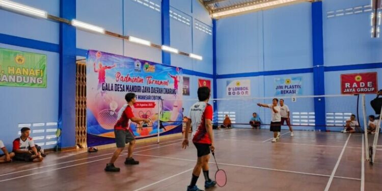 DPD LDII Kabupaten Bekasi menggelar Turnamen Bulutangkis untuk memeriahkan HUT RI ke-80. Foto: LINES.