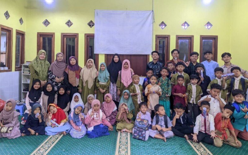 DPD LDII Kabupaten Gunungkidul melalui Tim Pembinaan Generus Bagian Pendidikan Keagamaan dan Dakwah (PKD), mengevaluasi pembelajaran cabe rawit usia PAUD, TK, dan SD naungan PC LDII Kapanewon Playen. Foto: LINES.