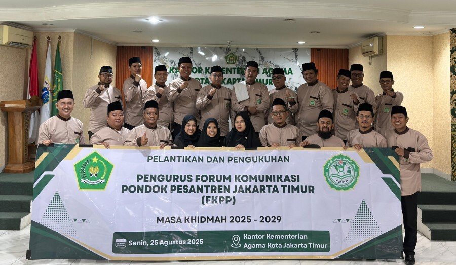 Pondok Pesantren Minhajurrosyidin menghadiri Pengukuhan Pengurus Forum Komunikasi Pondok Pesantren (FKPP) Kota Jakarta Timur. Foto: LINES.