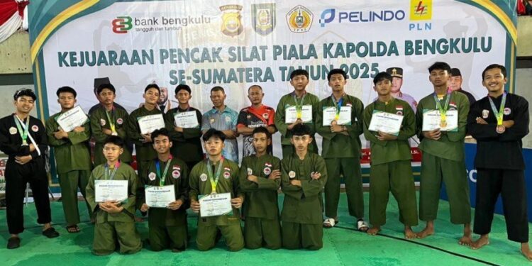 Persinas ASAD Bengkulu meraih 10 medali pada “Kejuaraan Pencak Silat Kapolda Bengkulu 2025. Foto: LINES.