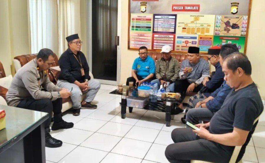 Ormas Islam dan institusi keagamaan di Kecamatan Tamalate yakni LDII, Majelis Dakwah Islamiyah (MDI) dan Kantor Urusan Agama (KUA) silaturahim ke Polsek Tamalate. Foto: LINES.