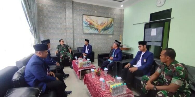 DPD LDII Kabupaten Tanah Laut, Kalimantan Selatan, audiensi dengan Komando Distrik Militer (Kodim) 1009/Tanah Laut. Foto: LINES.