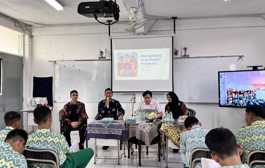 SMP Mazaya Islamic Boarding School bekerja sama dengan Klinik Utama Medika Antapani menggelar program edukasi kesehatan "Alpha's AWARE: Kulit Sehat, Gigi Kuat, Bikin Belajar Makin Semangat". Foto: LINES.