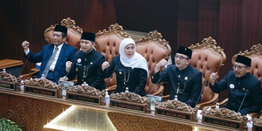 Anggota Biro Pemuda, Kepanduan, Olahraga, dan Seni Budaya DPW LDII Jawa Timur, Nur Kholis menghadiri Rapat Paripurna Istimewa DPRD Jawa Timur. Foto: LINES.