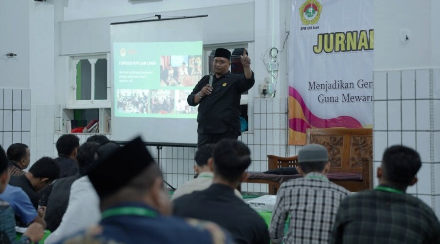 Ketua DPP LDII Rully Kuswahyudi saat mengisi pelatihan jurnalistik di LDII Aceh. Foto: LINES.