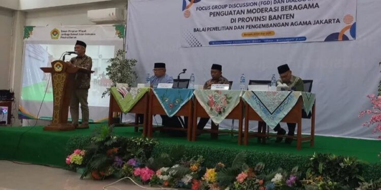 Balai Litbang Agama Jakarta bersama Kementerian Agama Banten menggelar Focus Group Discussion (FGD) di Gedung LDII Banten. Foto: LINES.