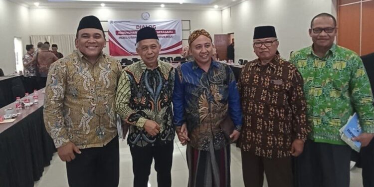 Forum Kerukunan Umat Beragama (FKUB) Provinsi Banten menggelar “Dialog Kerukunan Antar Umat Beragama, Menuju Banten Bersatu untuk Maju”. Foto: LINES