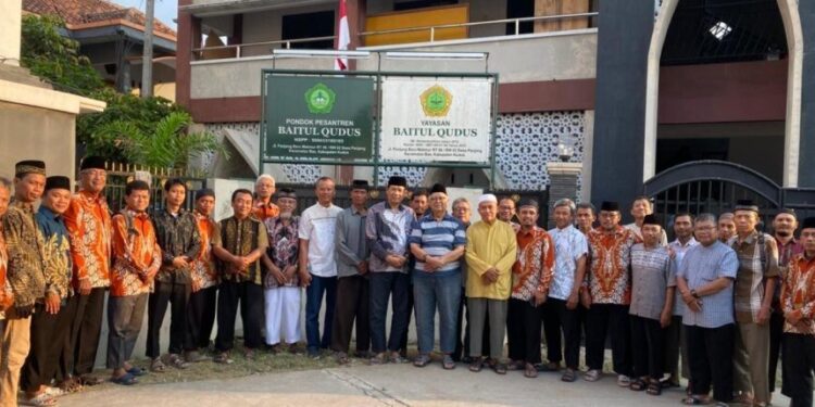 LDII Kudus menggelar pembelajaran Manajemen Pondok Pesantren. Foto: LINES.