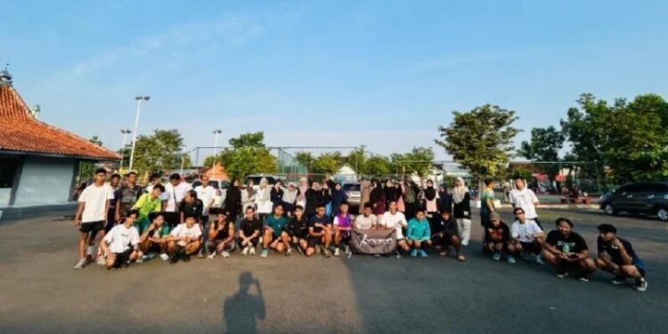 Pemuda LDII Sukoharjo menyelenggarakan Lari Bareng GenRun Vol.1 Gelora Merdeka, Jombor. Foto: LINES.