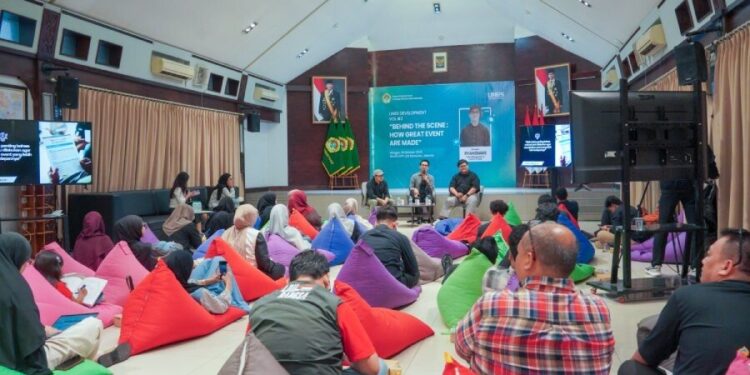 LINES Development Program VOL#2 mengundang praktisi Show Management Ryan Dians. Foto: LINES.