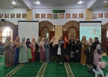 Para Ibu LDII Cibinong Dibekali Literasi Digital untuk Didik Anak