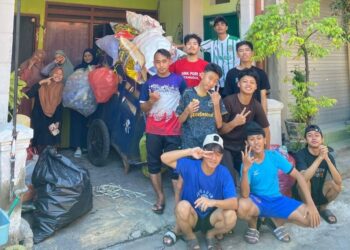 Ikut Jaga Kebersihan Lingkungan, Remaja LDII Rungkut Kidul Kumpulkan Barang Bekas