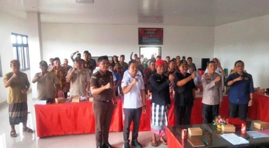 DPD Lembaga Dakwah Islam Indonesia (LDII) Kabupaten Tabanan menghadiri Sosialisasi Peningkatan Kapasitas Organisasi Kemasyarakatan (Ormas) yang digelar Kesbangpol. Foto: LINES.