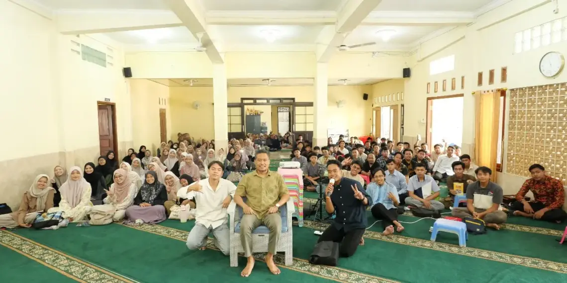 PC LDII Cibinong menggelar pengajian khusus generasi muda bertema Interpreuner dan Profesional Karier” di Masjid Sabilul Muttaqin, Karadenan Raya, Cibinong, Jawa Barat, pada Minggu (28/9). Foto: LINES