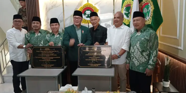 DPD LDII Kabupaten Bandung meresmikan Gedung Sekretariat yang terdiri dari dua lantai, pada Minggu (5/10). Foto: LINES