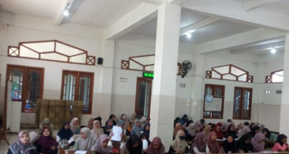 DPD LDII Kabupaten Gunungkidul menggelar pengajian bagi generasi usia mandiri. Foto: LINES