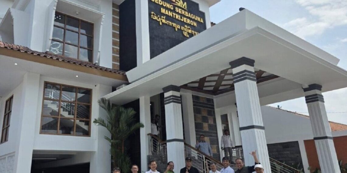DPW LDII Daerah Istimewa Yogyakarta menerima kunjungan Tim Bina Paham Keagamaan Islam Kantor Wilayah Kementerian Agama (Kanwil Kemenag) DIY di Gedung Serbaguna Mantrijeron, Yogyakarta, Jumat (26/9). Foto: LINES