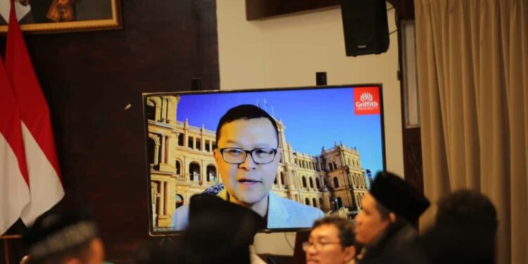 DPP LDII menggelar “Sharing Session Diaspora Cendekiawan LDII 2025 bertajuk “Membangun Jejaring Global, Menguatkan Indonesia” pada Minggu (26/10/2025) secara hybrid. Foto: LINES
