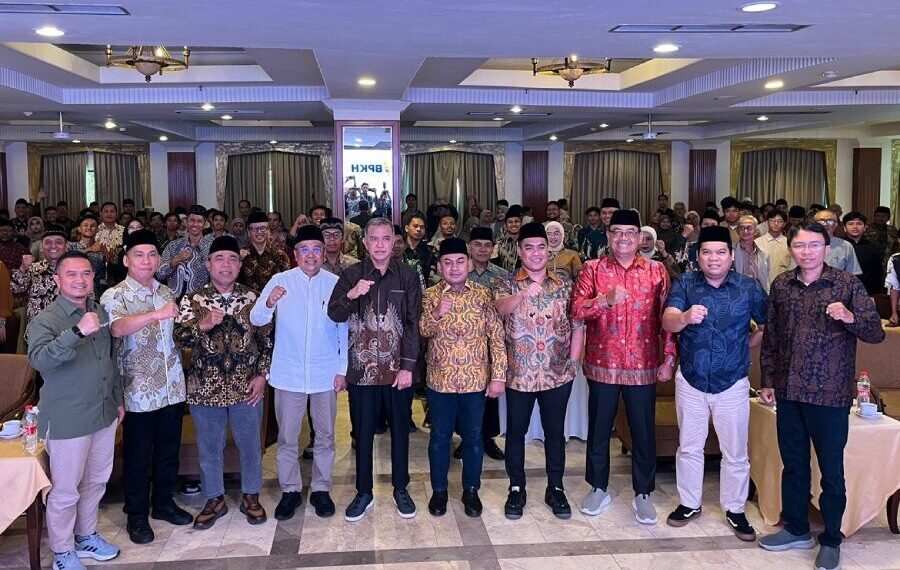 Wakil Ketua Komisi VIII DPR RI Singgih Januratmoko berkolaborasi dengan Badan Pengelola Keuangan Haji (BPKH) menyelenggarakan sosialisasi pengelolaan dana haji. Foto: LINES.