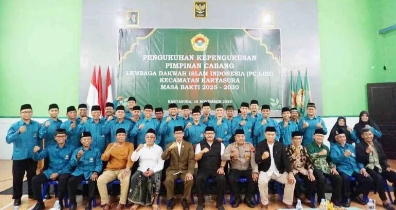PC LDII Kartasura mengukuhkan pengurus baru masa bakti 2025–2030. Foto: LINES.
