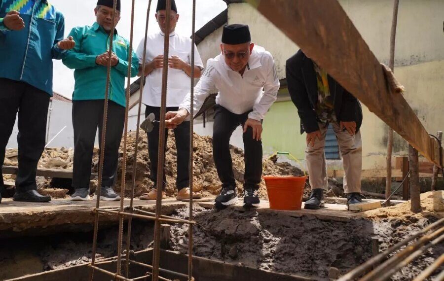acara peletakan batu pertama pembangunan Gedung Sekretariat LDII Kota Pontianak, Kalimantan Barat. Foto: LINES.