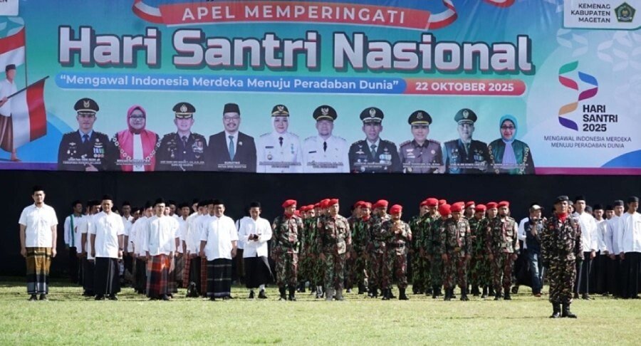Santri Pondok Pesantren (Ponpes) Baitul Ulum Al-Islami, bersama DPD LDII Kabupaten Magetan mengikuti apel Peringatan Hari Santri Nasional. Foto: LINES.