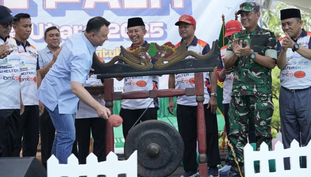 Wali Kota Jakut Hendra Hidayat menghadiri pembukaan LDII Fair. Foto: LINES.