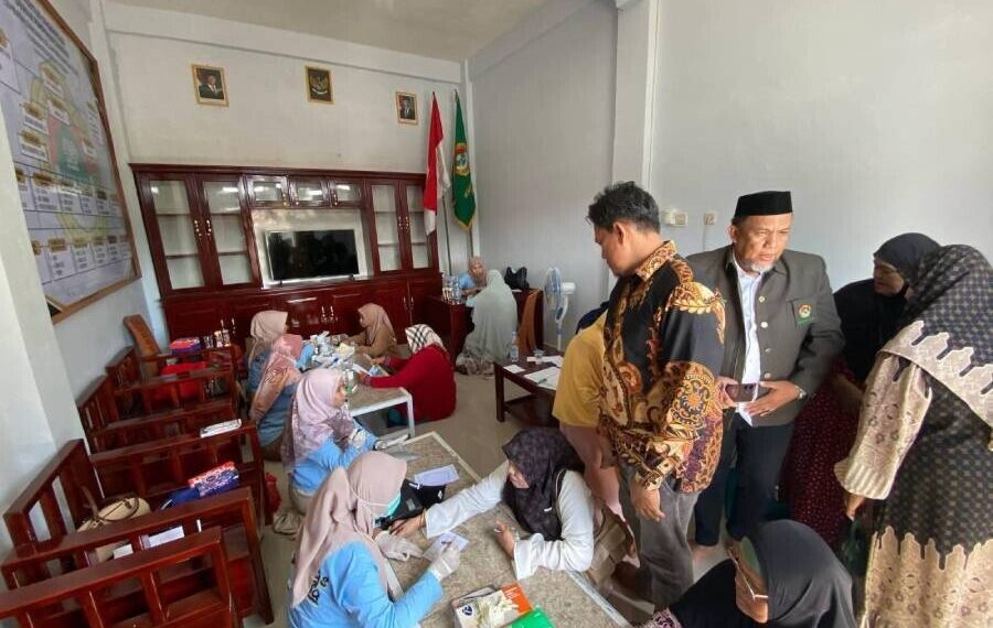 DPD LDII Luwu Utara bekerja sama dengan Dinas Kesehatan Kabupaten Luwu Utara menggelar Cek Kesehatan Gratis. Foto: LINES.