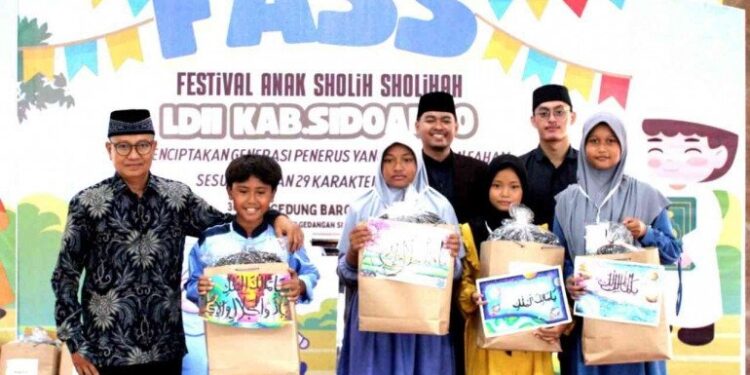 DPD LDII Kabupaten Sidoarjo menghelat Festival Anak Saleh Salihah 2025 bertempat di Gedung Pondok Al-Barokah Sruni. Foto: LINES.