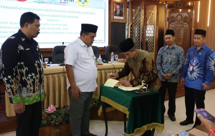 Pemerintah Kabupaten Blora dan DPD LDII Blora menandatangani kesepakatan bersama terkait pengembangan pertanian organik. Foto: LINES.