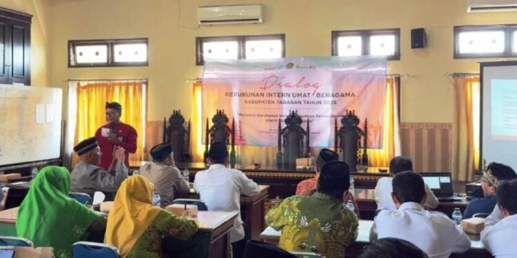 Kemenag Kabupaten Tabanan menggelar Dialog Kerukunan Intern Umat Beragama yang dihadiri LDII dan tokoh muslim lainnya. Foto: LINES.