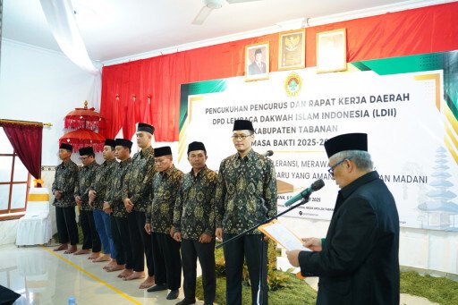 DPW LDII Provinsi Bali mengukuhkan pengurus DPD LDII Kabupaten Tabanan masa bakti 2025–2030. Foto: LINES.