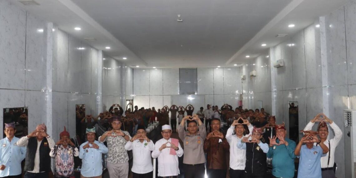 Ketua DPD LDII Lampung Selatan, Sugiono mengikuti “Rapat Koordinasi Lintas Agama Jelang Natal dan Tahun Baru (Nataru)”. Foto: LINES.