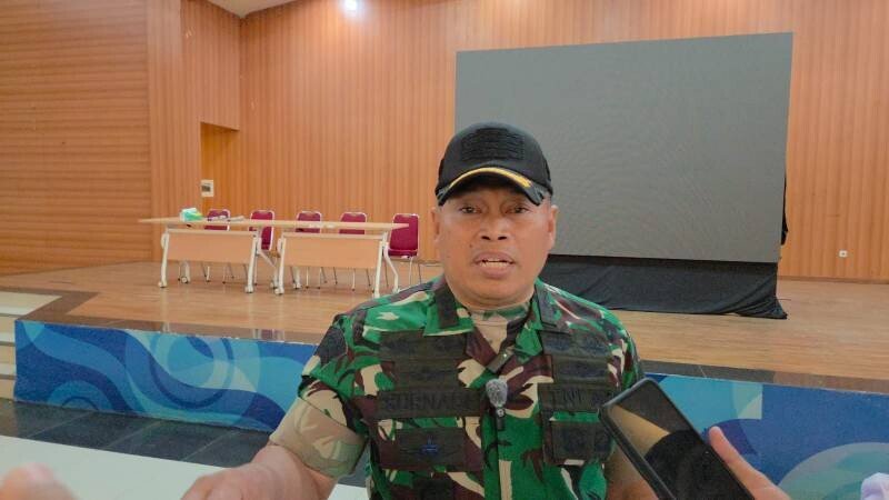 Koordinator TFG, Letkol Inf Surnadi, saat memberikan pembekalan Diklat PPIH 2026.