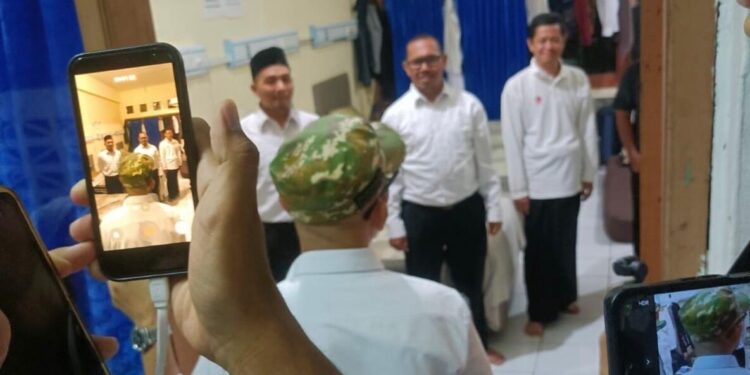 Wakil Menteri Haji dan Umrah RI (Wamenhaj) menekankan keseriusan pemerintah dalam mempersiapkan petugas haji. Ia menyebut, pelatihan petugas haji tahun ini menjadi yang terpanjang dalam sejarah, dengan durasi mencapai 20 hari dan menerapkan pola pembinaan semi-militer, Kamis (15/1). Foto: Istimewa