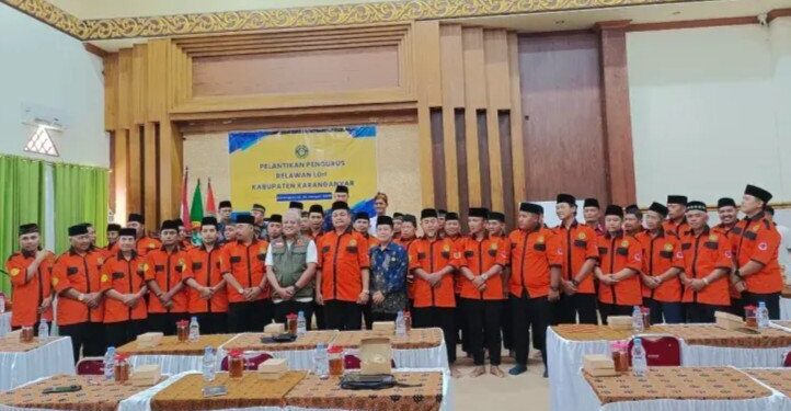 DPD LDII Kabupaten Karanganyar melantik Pengurus Relawan LDII Kabupaten Karanganyar periode 2026–2030 di Aula Pondok Pesantren Al Amaanah, Kecamatan Tasikmadu, Jumat, 2 Januari. Foto: LINES