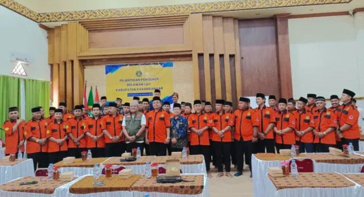 DPD LDII Kabupaten Karanganyar melantik Pengurus Relawan LDII Kabupaten Karanganyar periode 2026–2030 di Aula Pondok Pesantren Al Amaanah, Kecamatan Tasikmadu, Jumat, 2 Januari. Foto: LINES