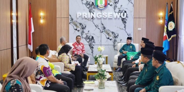 DPD LDII Pringsewu silaturahim dengan Bupati Riyanto Pamungkas. Foto: LINES.