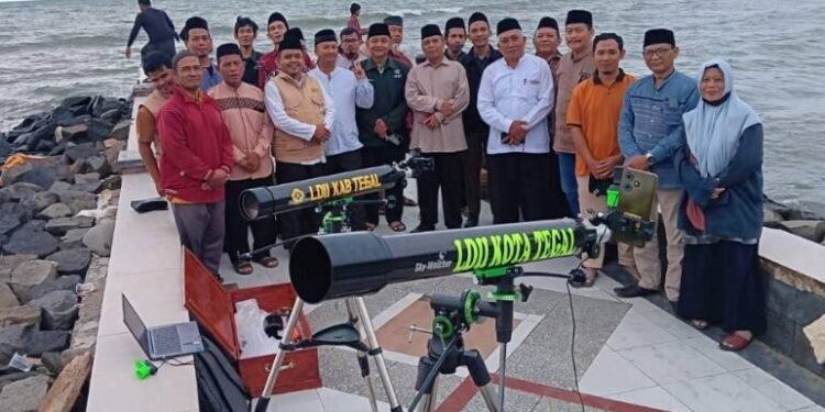 LDII Tegal mengikuti pemantauan hilal bersama Kantor Kementerian Agama Kabupaten Tegal. Foto: LINES.