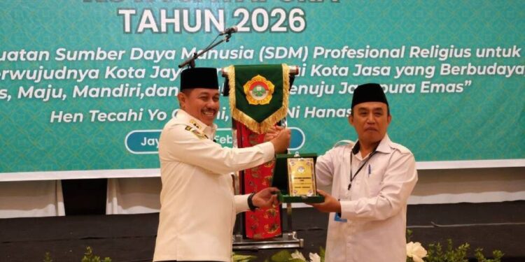 Wakil Wali Kota Jayapura, Rustan Saru membuka Musda VI LDII Kota Jayapura. Foto: LINES.