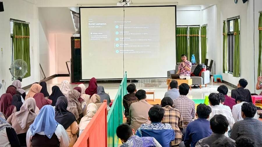 Generasi Muda LDII Bontang mengikuti workshop terkait peluang karir. Foto: LINES.