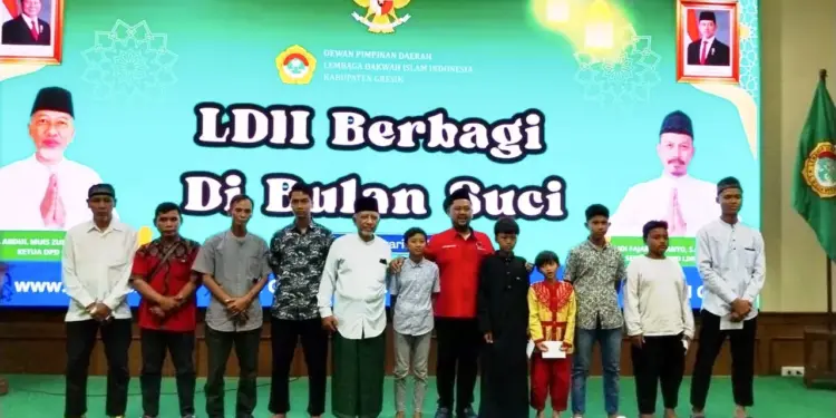 DPD LDII Kabupaten Gresik menyelenggarakan kegiatan bertajuk "LDII Berbagi di Bulan Suci" bertempat di Gedung DPD LDII Kabupaten Gresik, pada Jumat (27/02). Foto: LINES