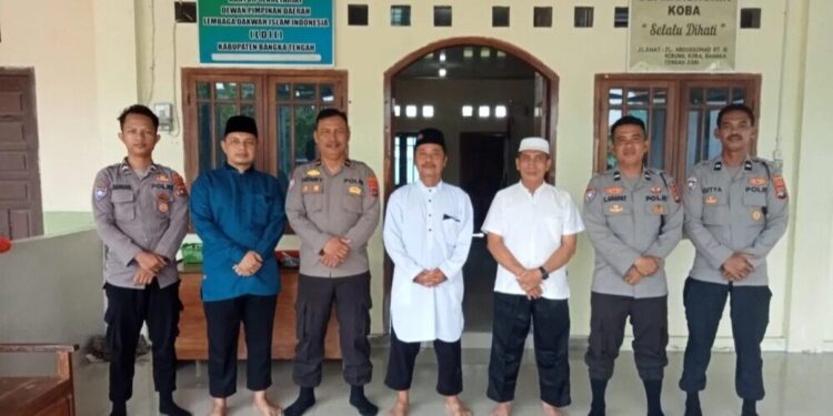 Satuan Pembinaan Masyarakat (Satbinmas) Polres Bangka Tengah mengunjungi DPD LDII Bangka Tengah, Bangka Belitung pada Jumat (6/2/2026). Foto: LINES