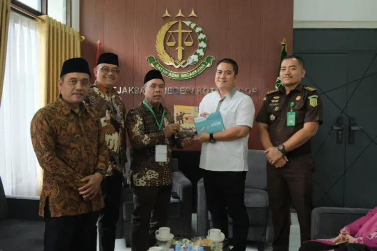DPD LDII Kota Bogor audiensi dengan Kejaksaan Negeri Kota Bogor. Pertemuan tersebut berlangsung pada Senin (26/1/2026), sebagai upaya untuk memperkuat sinergi antar lembaga. Foto: LINES