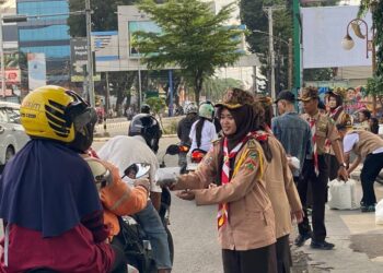 Bantu Pengendara Segera Berbuka Puasa, LDII Sumsel Bagikan 1.500 Takjil di Monpera