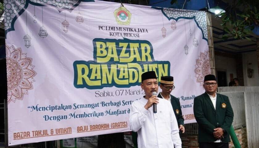 PC LDII Mustika Jaya menggelar bazar Ramadan. Foto: LINES.