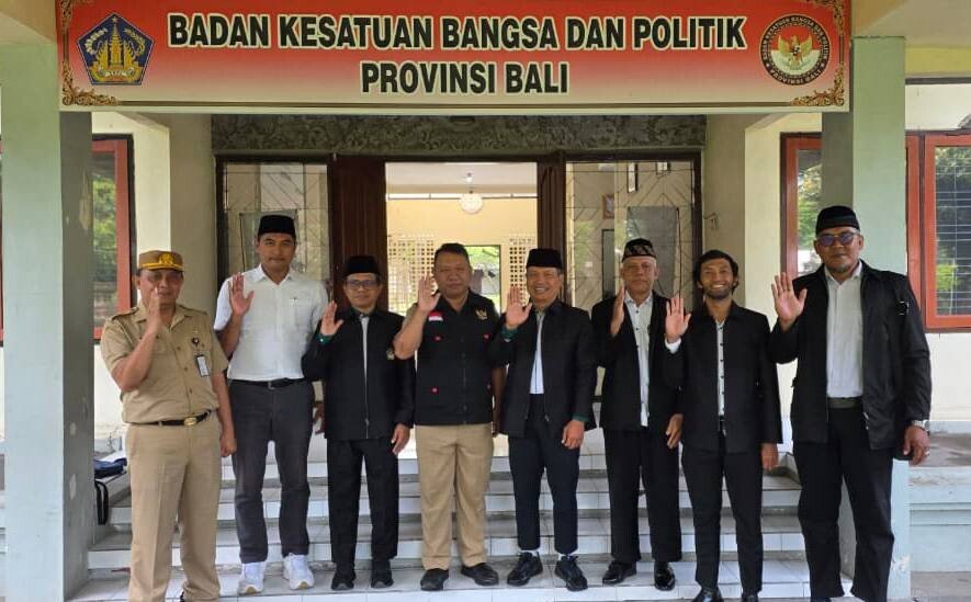 Pengurus harian DPW LDII Provinsi Bali audiensi dengan Badan Kesatuan Bangsa dan Politik (Kesbangpol) Provinsi Bali. Foto: LINES.