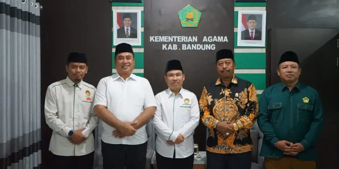 DPD LDII Kabupaten Bandung silaturahim ke Kantor Kementerian Agama Kabupaten Bandung, pada Senin (16/3/2026). Foto: LINES