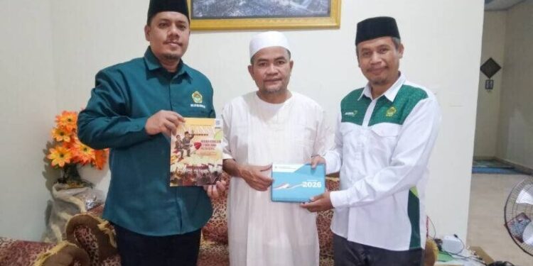 DPD LDII Rokan Hulu silaturahim dengan Ketua FKUB Rokan Hulu, Firman Halim. Foto: LINES.